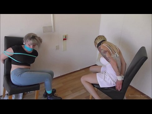 ❤️ Závislá / svázaná a s roubíkem / dáma v nesnázích Domácí porno u porna cs.hentaisun.ru ❌️