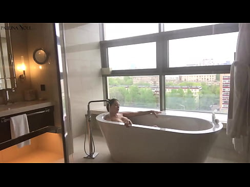 ❤️ Obrovská kočka vášnivě si honí kundu v koupelně Domácí porno u porna cs.hentaisun.ru ❌️